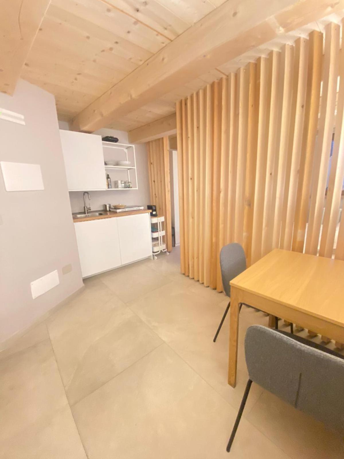 Boutique Alpine Studio By Supastays 库马约尔 外观 照片